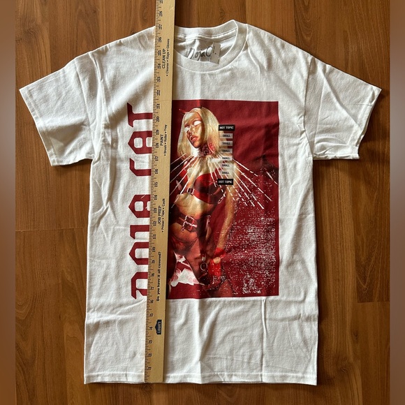 NWT Doja Cat 🐱 T-Shirt size small 🆕  Devil 😈 Hot Topic - Picture 5 of 7